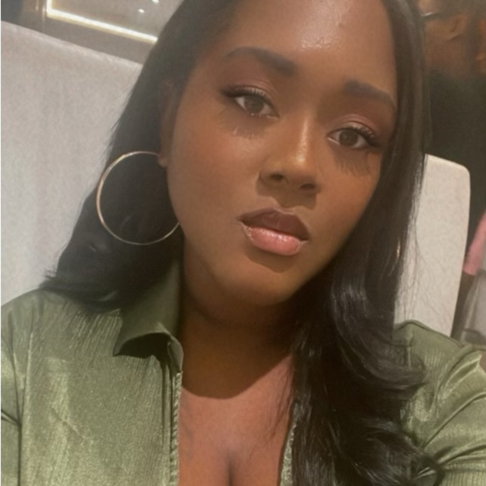 Meet your Posher, Sade